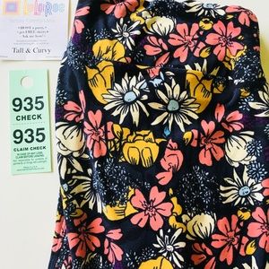 LuLaRoe TC Leggings Black Floral Pink Blue NWOT